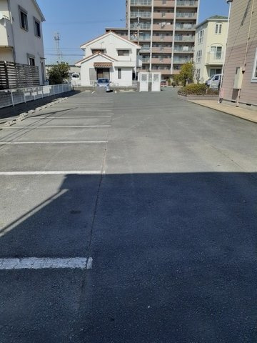 アリエースＢの駐車場|駐車スペースもあります