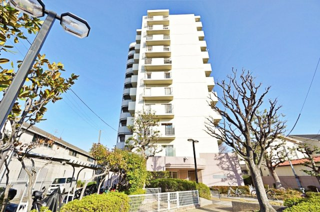 鶴見緑地レックスマンションの外観