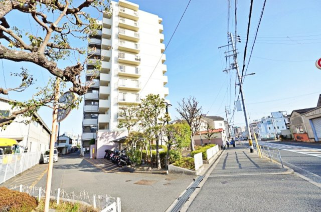 鶴見緑地レックスマンションの外観