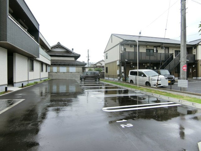 【駐車場】 | シャーメゾンジン