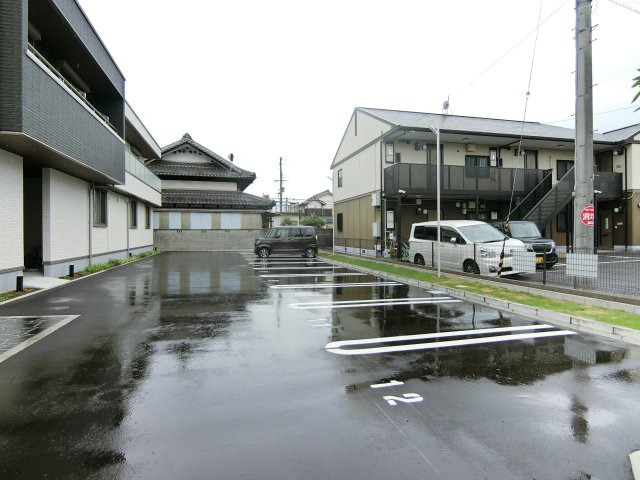 【駐車場】 | シャーメゾンジン
