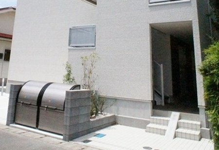 大和市中央林間２丁目の賃貸マンションのエントランス