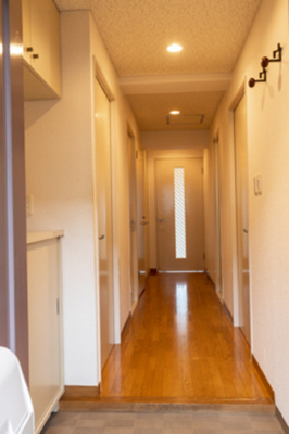 【玄関】 | グリシーヌ高井戸 | ※写真は同タイプ住戸です。