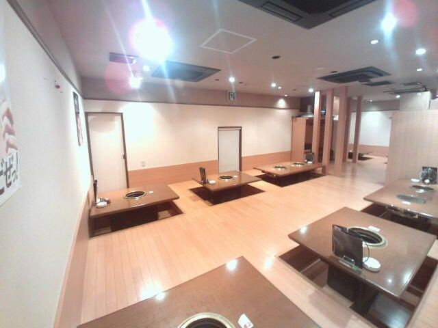 市川市行徳駅前１丁目の店舗事務所の内装