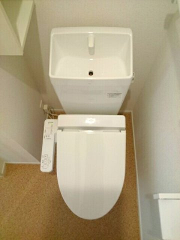 ラララＫ３　Ｂのトイレ|清潔感のあるトイレです