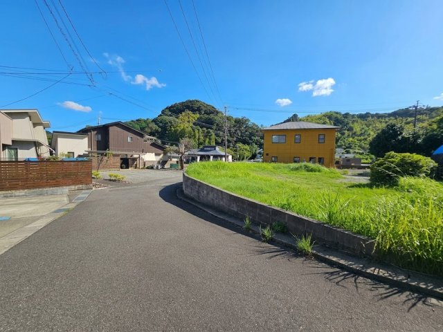 山田町3694-1,3696-1　売土地の周辺