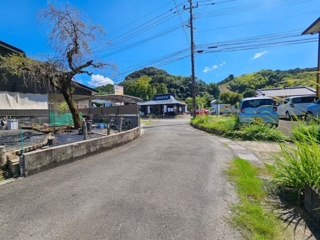 山田町3694-1,3696-1　売土地の周辺