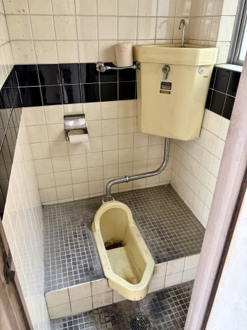 大阪市浪速区塩草３丁目の店舗事務所のトイレ