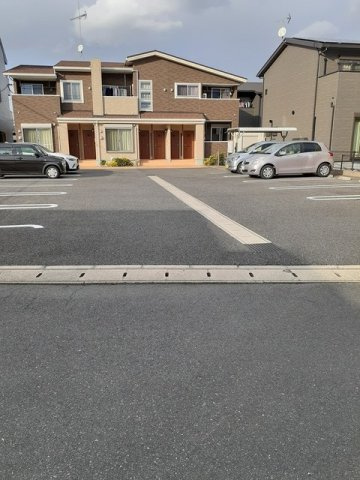 グランツ宮の陣の駐車場