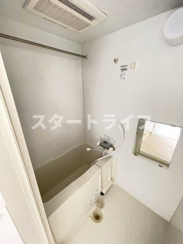 大阪市淀川区木川東１丁目の賃貸マンションの浴室