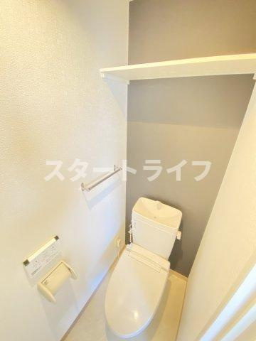 大阪市淀川区木川東１丁目の賃貸マンションのトイレ