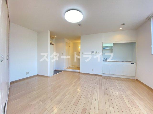 大阪市淀川区木川東１丁目の賃貸マンションの居間・リビング