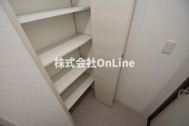 セレニティ加美南A棟の収納