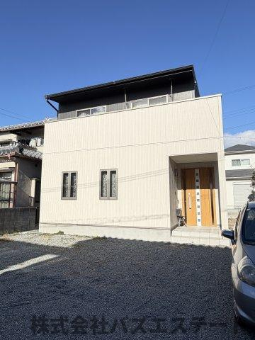 網干区新在家　中古一戸建ての外観