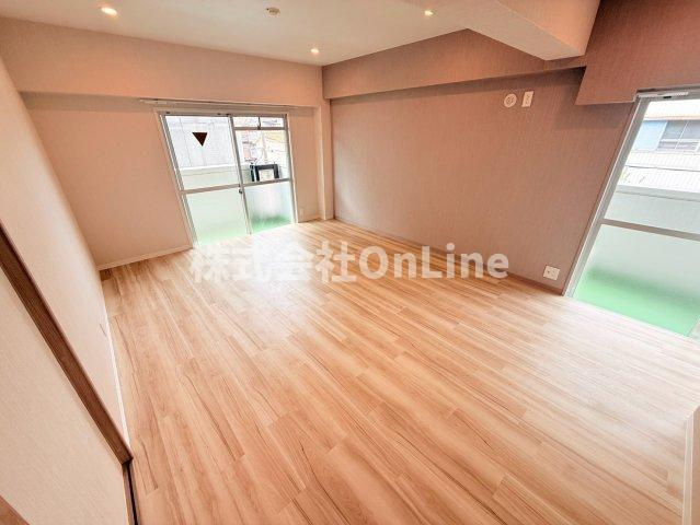 マンション津坂の居間・リビング