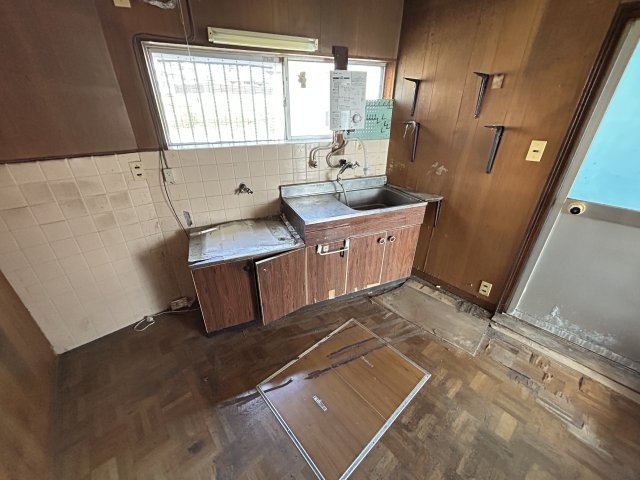 花田町小川　中古一戸建てのキッチン