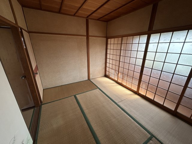 花田町小川　中古一戸建ての和室