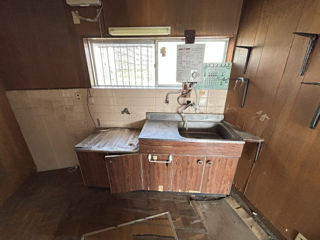 花田町小川　中古一戸建てのキッチン