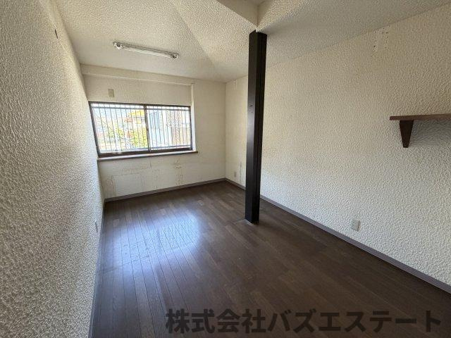 田寺東　中古一戸建ての洋室