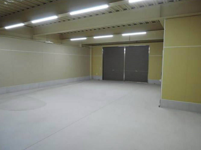 大牧町倉庫付事務所