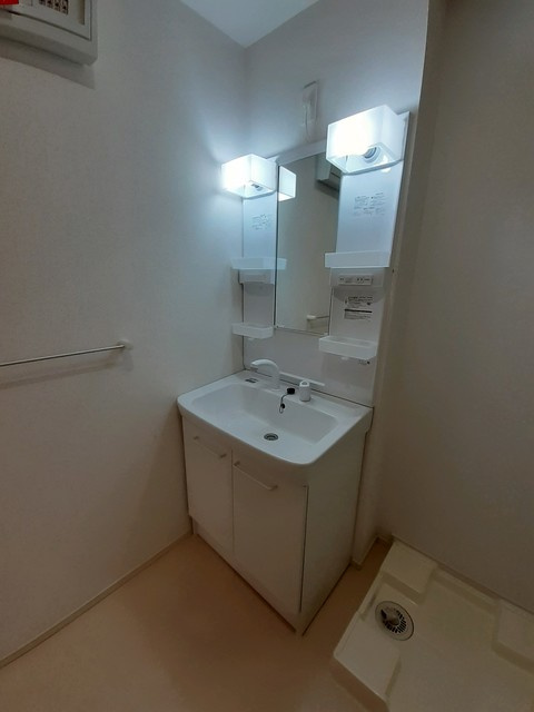 ラフィーネ花之岡の洗面所