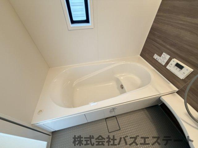 飾東町庄　中古一戸建ての浴室
