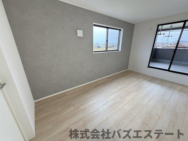 飾東町庄　中古一戸建ての寝室