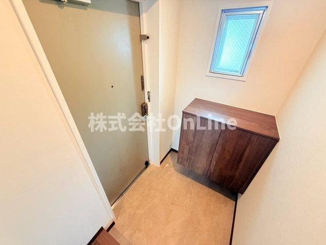 マンション津坂の玄関
