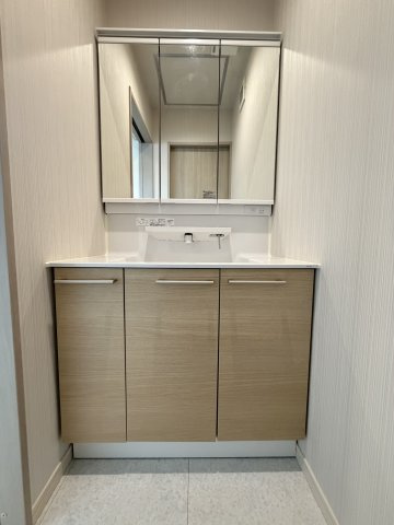 姫路市奥山の中古一戸建の洗面所