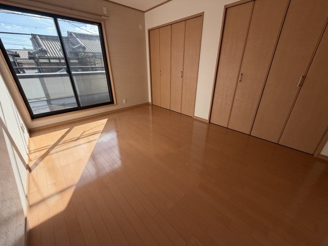 姫路市飾磨区妻鹿の中古一戸建の洋室