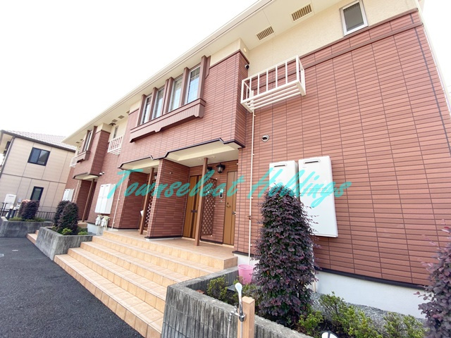 藤沢市村岡東２丁目のアパートのエントランス