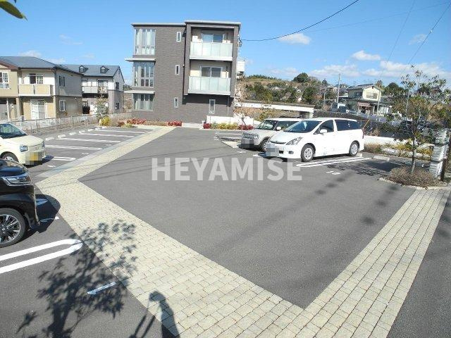 La brise de Azukizakiの駐車場
