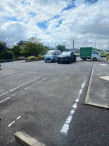 ソーレ１号館の駐車場