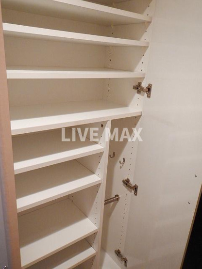 【玄関】プレサンス新大阪ステーションフロント