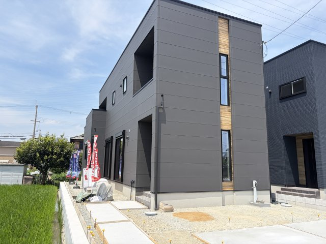 飾磨区中島1丁目　新築一戸建て