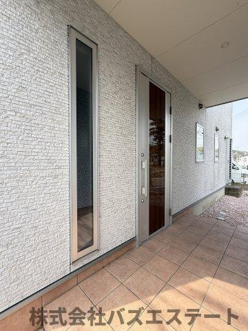 御立東　中古一戸建てのエントランス