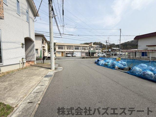 御立東　中古一戸建ての周辺