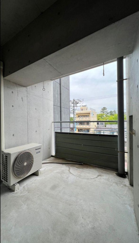クロサスレジデンス徳川園　名古屋市賃貸　仲介手数料無料のバルコニー