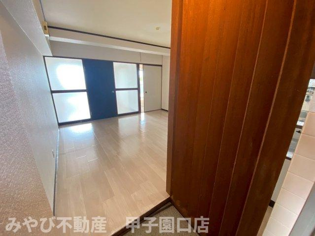 パインリーフ甲子園の内装