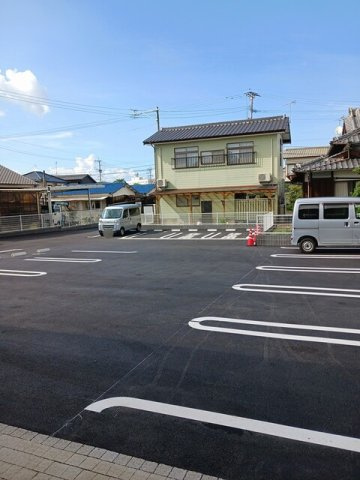 かごめの駐車場|駐車場完備です