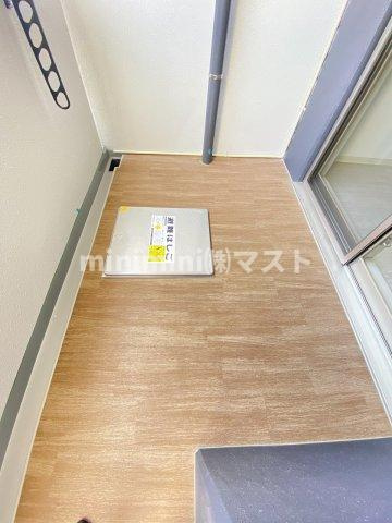 エステムコート難波VIIビヨンドのバルコニー