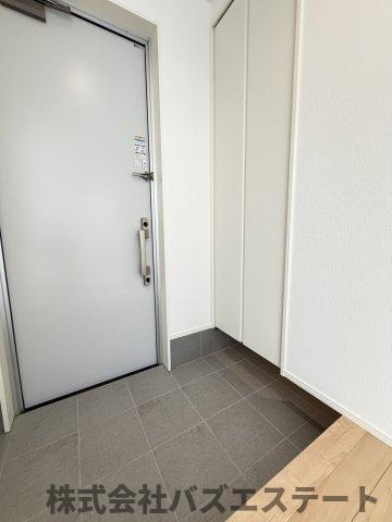 上大野　中古一戸建ての玄関