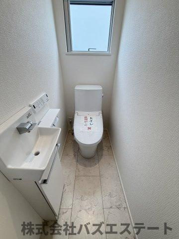 上大野　中古一戸建てのトイレ
