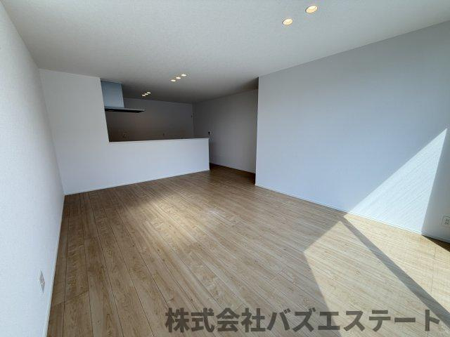 上大野　中古一戸建ての居間・リビング