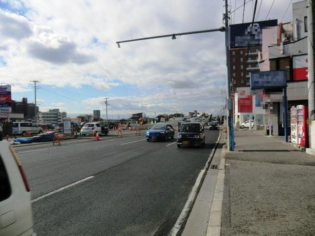 東新町 カーサエレベートⅡの駐車場