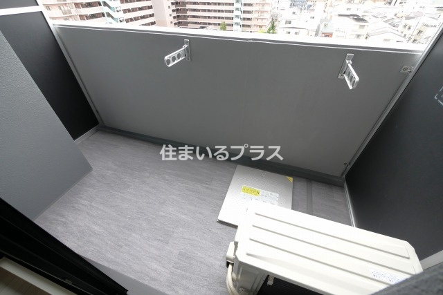 S-RESIDENCE城東SEVERのバルコニー