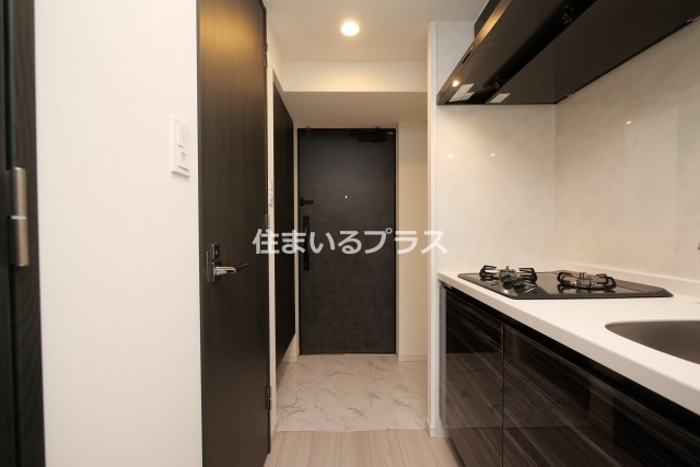 S-RESIDENCE城東SEVERの玄関