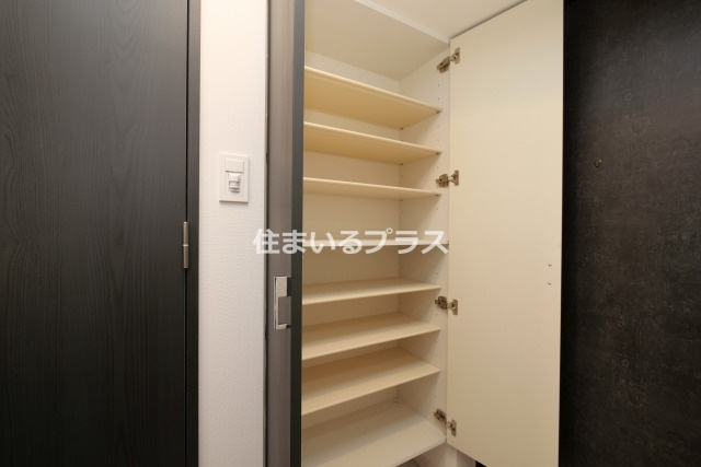 S-RESIDENCE城東SEVERの収納