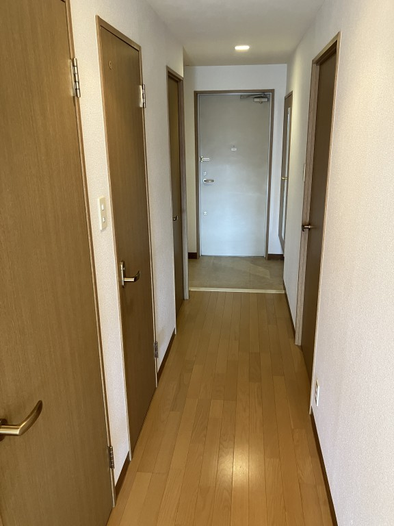 セピアコート博多南の玄関