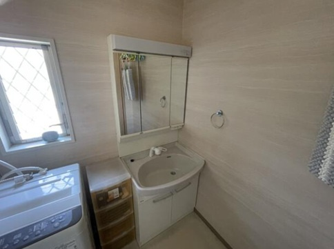 姫路市下手野４丁目の中古一戸建の洗面所